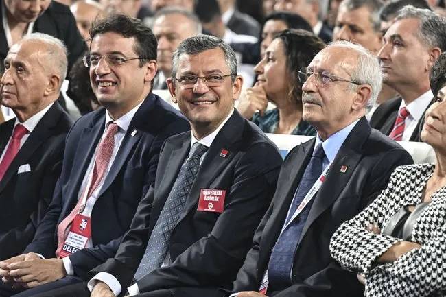 CHP Genel merkezinden gerilimi artıracak yeni hamle: 81 il başkanlığına yazı gönderildi: Kılıçdaroğlu ihraç mı edilecek? 3