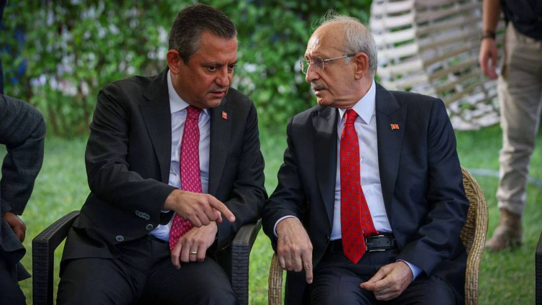 CHP'de kılıçlar çekildi! Kılıçdaroğlu'ndan Özgür Özel'e sert mesaj: Görüşmek istiyorsa kendi arasın 6