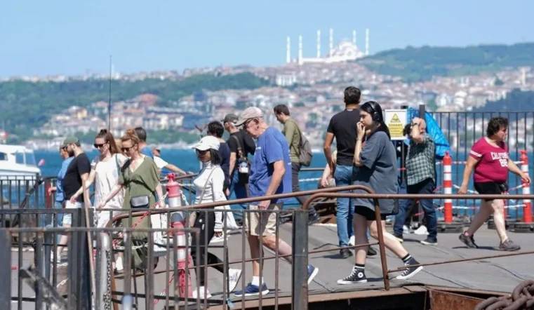 AKOM uyardı: İstanbul'a 3 gün sürecek sıcak hava dalgası geliyor! 5