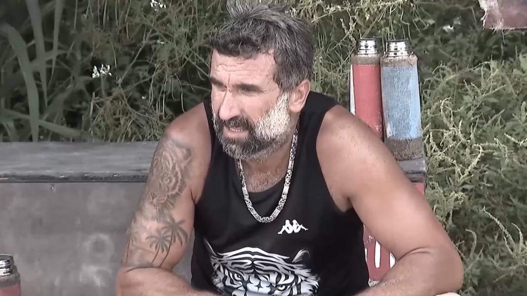 Apar topar Survivor yarışmasından ayrılmış kayıplara karışmıştı! Hikmet Tuğsuz'un hangi ülkede olduğu ortaya çıktı 2