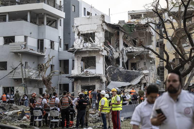 İran Telaviv'i Gazze'ye çevirdi! İsrail çıldırdı, Hamaney'i ölümle tehdit etti 9