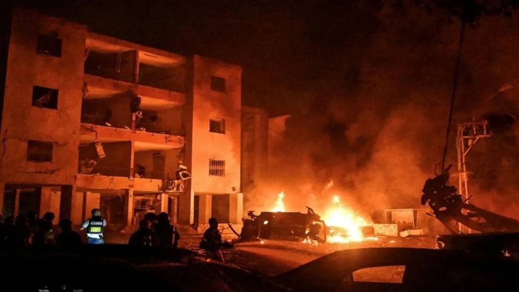 İran Telaviv'i Gazze'ye çevirdi! İsrail çıldırdı, Hamaney'i ölümle tehdit etti 8