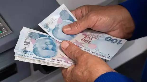 Herkes hesaplarını kontrol etsin! SGK o kişilere ödeme yapacak 11