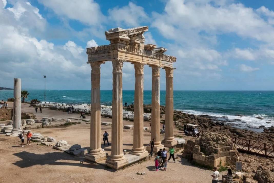 Bakan Ersoy açıkladı: Türkiye, dünya turizminde bakın kaçıncı sıraya yükseldi? 8