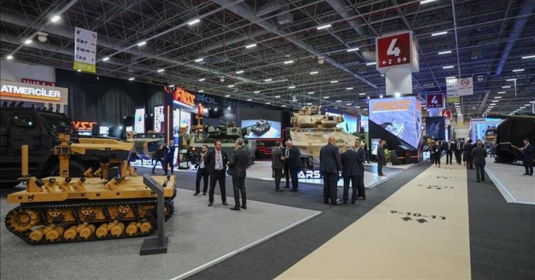 IDEF’te gövde gösterisi: Roketsan'ın 6 yeni ürünü tanıtıldı 10