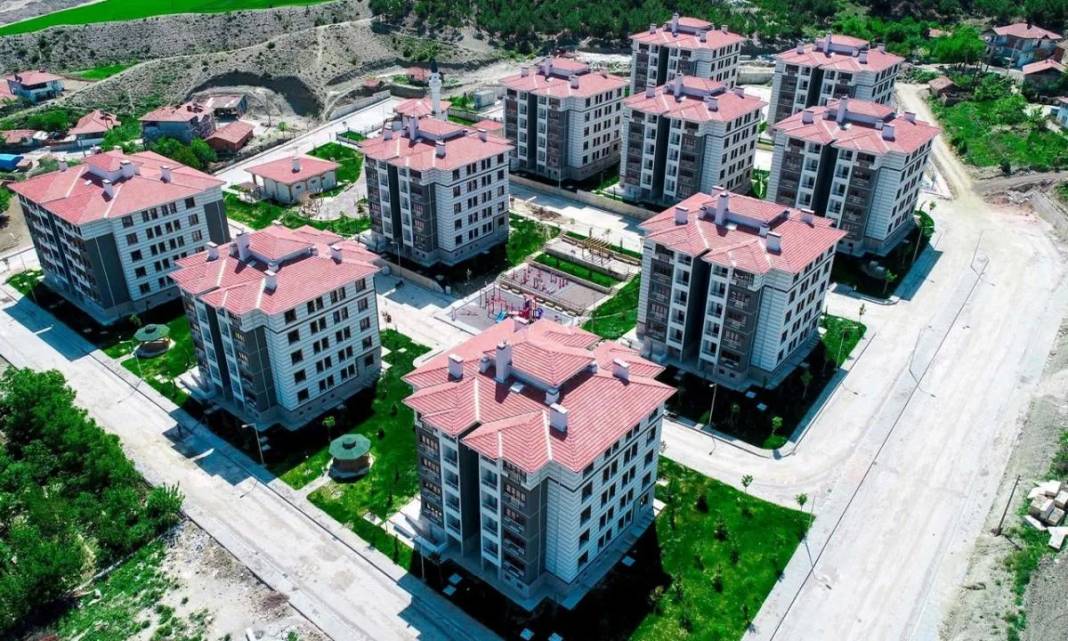 TOKİ'den ev sahibi olmak isteyenlere büyük fırsat: Tarihler açıklandı! 1