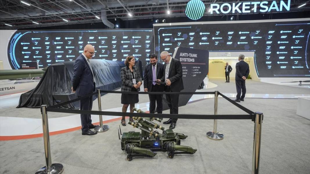 IDEF’te gövde gösterisi: Roketsan'ın 6 yeni ürünü tanıtıldı 9