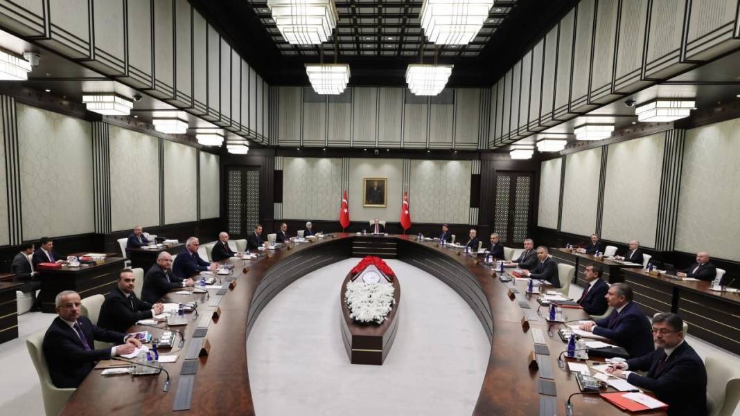 Kabinede değişiklik an meselesi: Değişmesi beklenen bakanlık ve adı geçen isimler 9