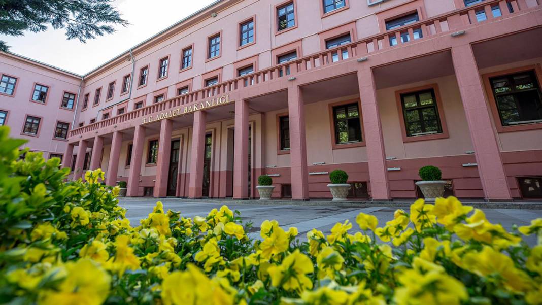 Adalet Bakanlığı 5 bin personel alacak: İşte o şartlar ve başvuru tarihi! 8