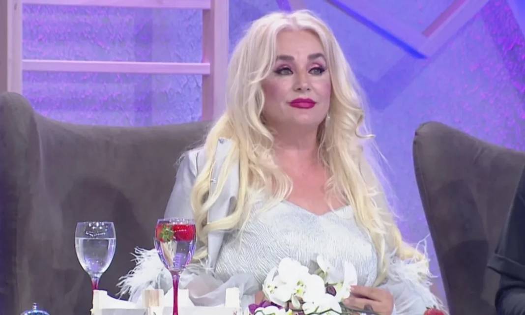 Setlere veda eder etmez imajını yeniledi: Burak Özçivit'in yeni imajına ilk yorum Banu Alkan'dan geldi! 5
