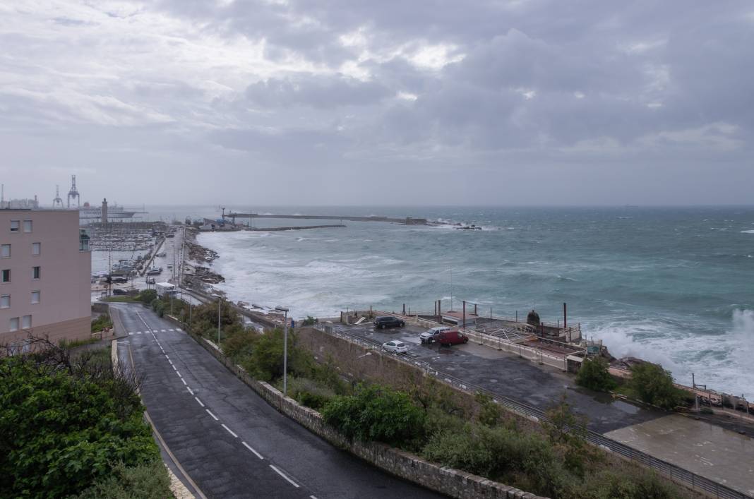 Meteoroloji uyardı: Kavurucu sıcaklar geliyor! Bugün hava nasıl, Çarşamba günü hava nasıl olacak? 8