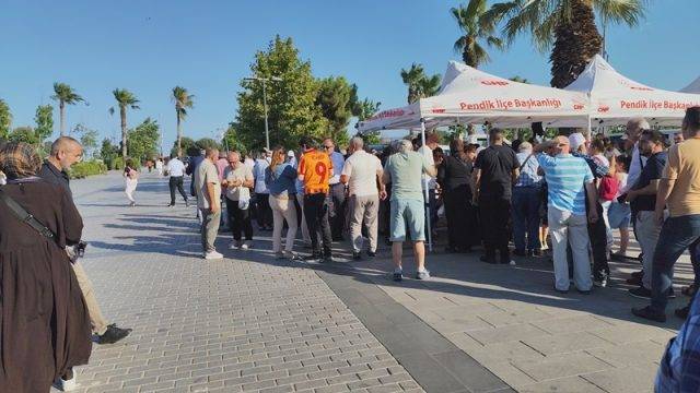 CHP Pendik İlçe Başkanlığı’ndan 5000 Kişilik Aşure İkram Eti 4