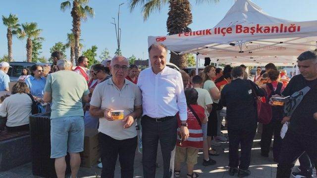 CHP Pendik İlçe Başkanlığı’ndan 5000 Kişilik Aşure İkram Eti 5