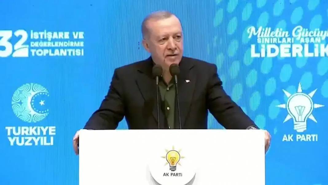 Başkan Erdoğan'ın tarihi konuşmasında tarihi anlar: Emine Erdoğan göz yaşlarına hakim olamadı 6