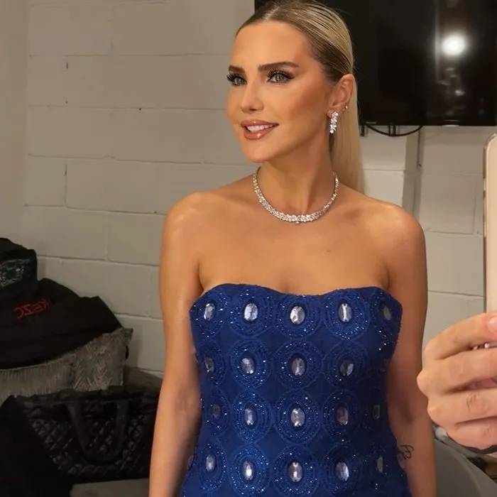 Ece Erken, Sinan Akçıl ile ilgili aşkını ilan etti: 'Bırakın mutlu olayım' 6
