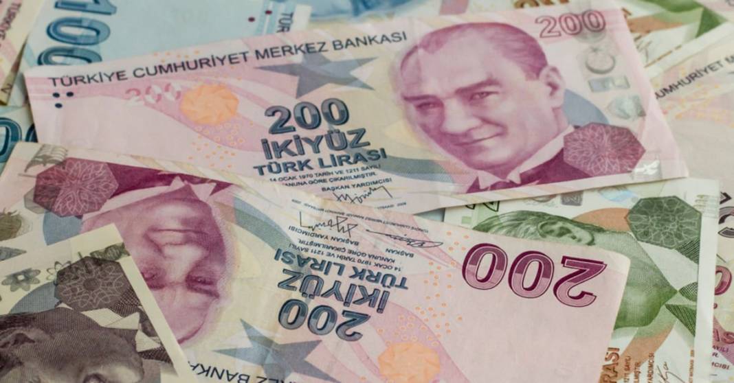Memur ve memur emekli maaşları ne kadar oldu! Kalem kalem Polis, öğretmen, doktor, bekçi, imam, hemşire maaşları... 20