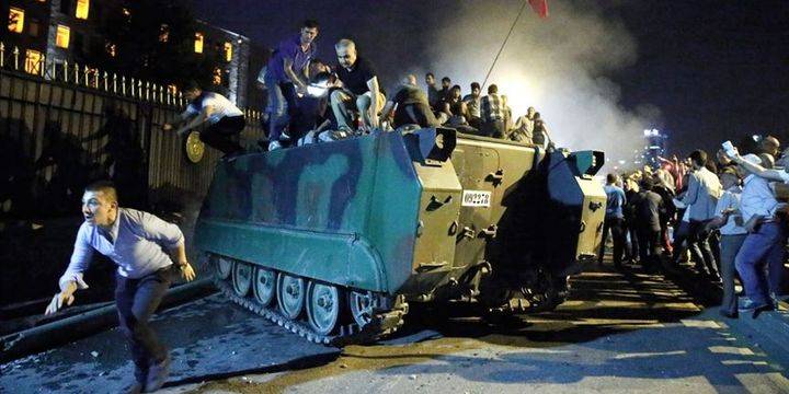 15 Temmuz hain FETÖ darbe girişiminin 9. yılı: Bir gecede yeniden doğduk! İşte 15 Temmuz gecesi yaşananlar 6