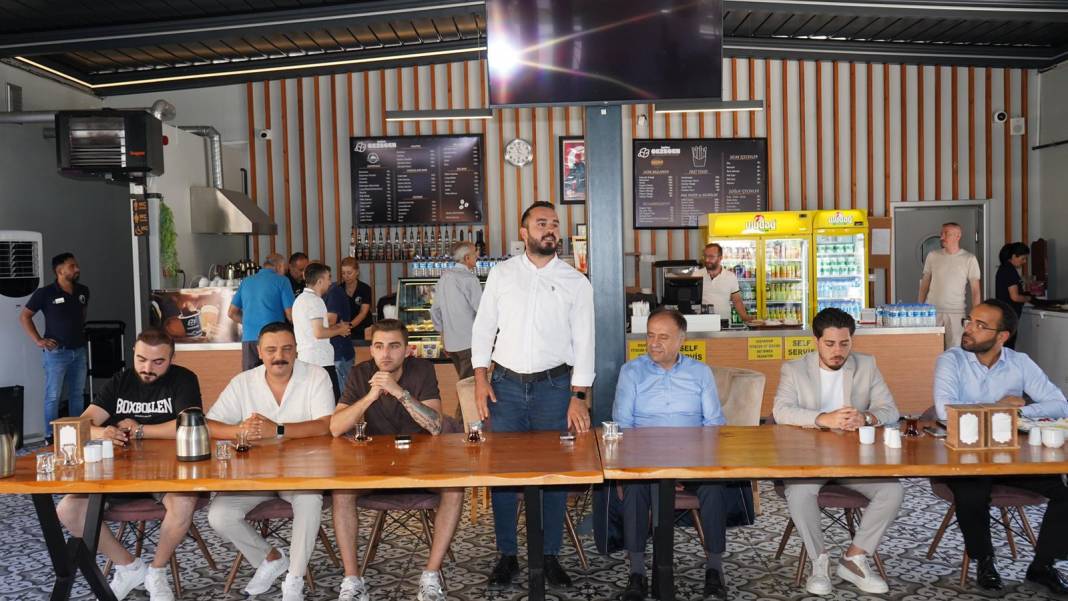 CHP Pendik gençlerle kahvaltıda buluştu: CHP gençliğin her zaman yanında 2