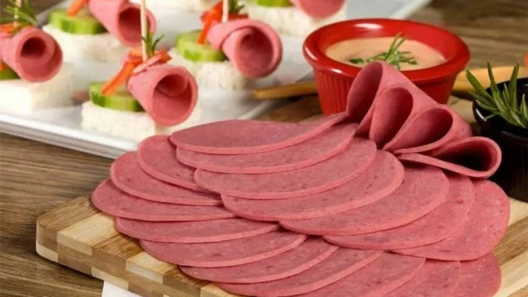 Tarım ve Orman Bakanlığı, 60 yıllık o markaları ifşaladı: Zincir marketlerde de satılan salamdan domuz eti çıktı! 2