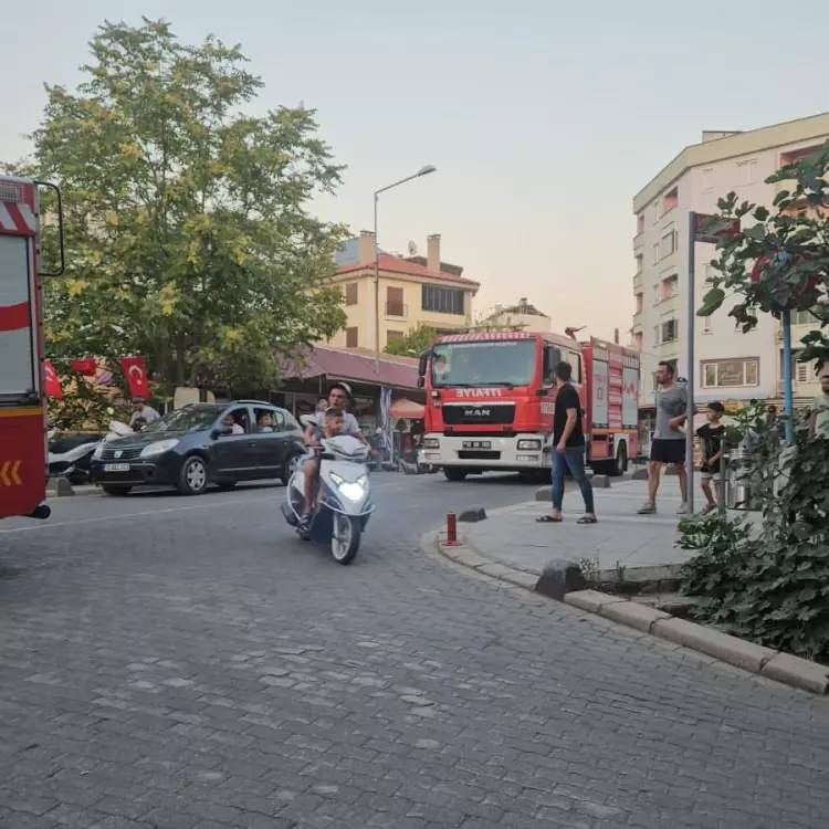 Türkiye 6.1 Sındırgı depremiyle sarsıldı: İşte depreme ilişkin son dakika bilgileri ve görüntüleri 17