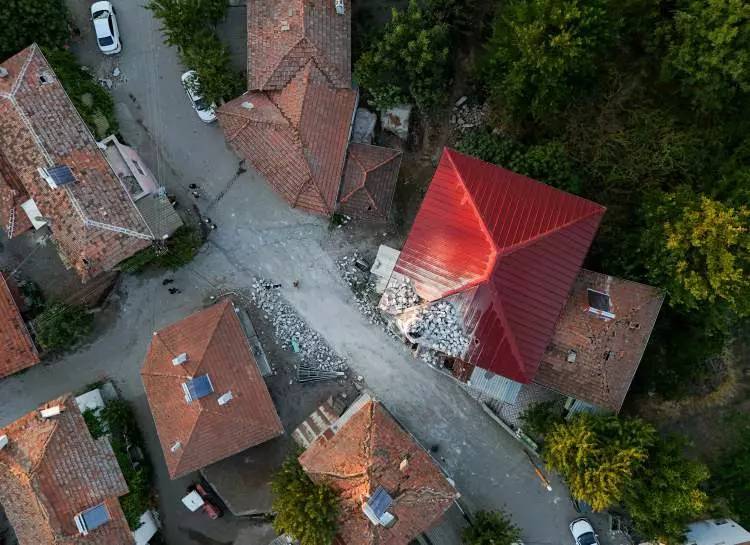 Depreminin boyutları hava aydınlanınca ortaya çıktı! 6.1 Balıkesir depremin yıkıcı görüntüleri 15