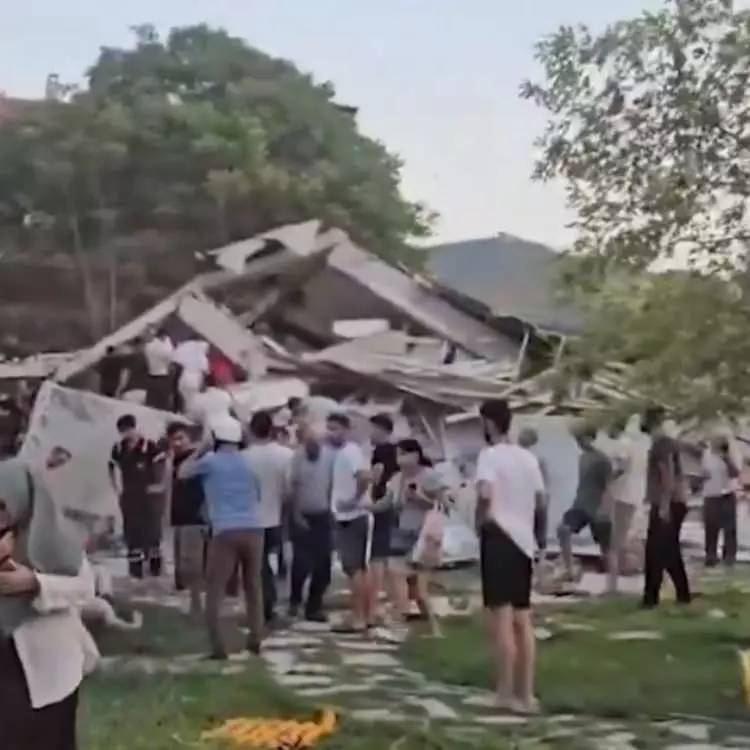 Türkiye 6.1 Sındırgı depremiyle sarsıldı: İşte depreme ilişkin son dakika bilgileri ve görüntüleri 20