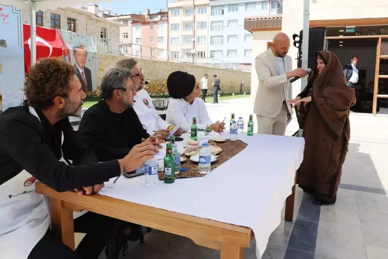 Bayburt'ta gastronomi şöleni: Kültür lezzetlerini Türkiye'ye tanıttı! 2