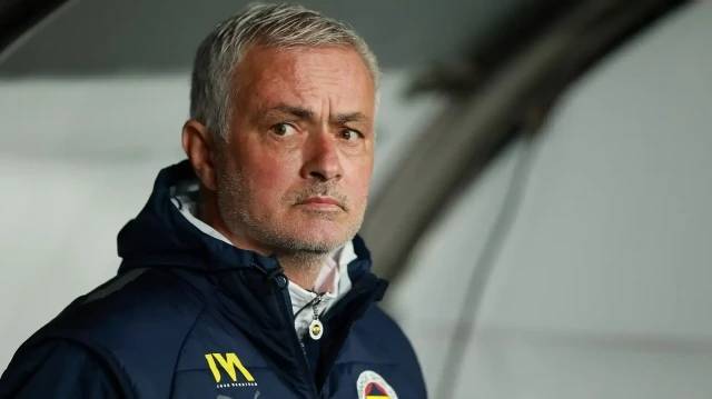Takım çalıştırmaktan değil tazminatlarla köşeyi dönmüş! Jose Mourinho Fenerbahçeden alacağı tazminat dudak uçuklattı! 11
