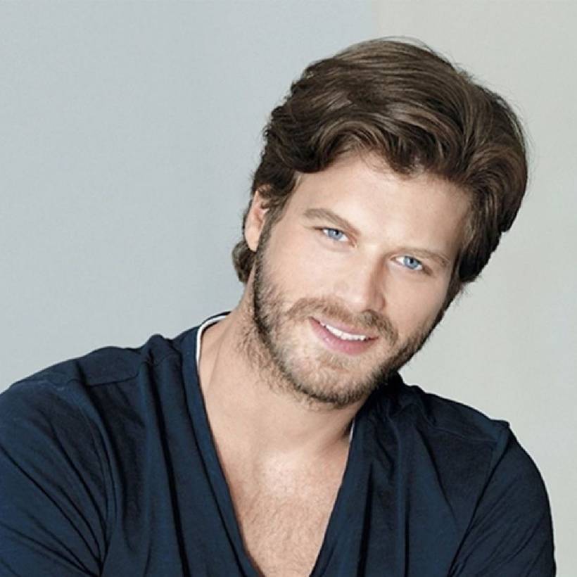 Sakatlanmasaydı şöhret olamayacaktı! Kıvanç Tatlıtuğ'un şöhret önceki işi şaşkınlık yarattı! 2