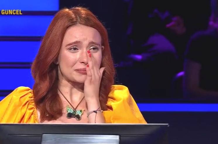 Kim Milyoner Olmak İster'de gözyaşlarına boğuldu: Oktay Kaynarca o yarışmacıyı hüngür hüngür ağlattı! 6