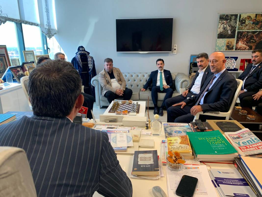 Milli Birlik ve Dayanışma Heyeti’nden AHİSİAD’a Ziyaret 6