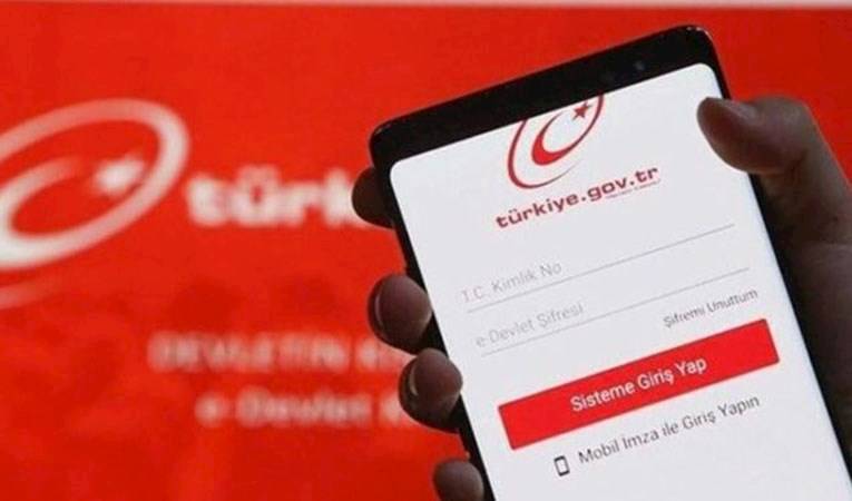 e-Devlet hayatımızı kolaylaştırmaya devam ediyor! Milyonlarca kişi ilgilendiren 4 yeni hizmeti devreye aldı 1