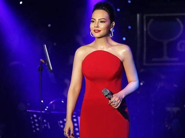 Eşi Murat Özdemir gözaltına alınmıştı: Yolları ayırıyorlar mı? Ebru Gündeş'ten ilk paylaşım geldi! 9