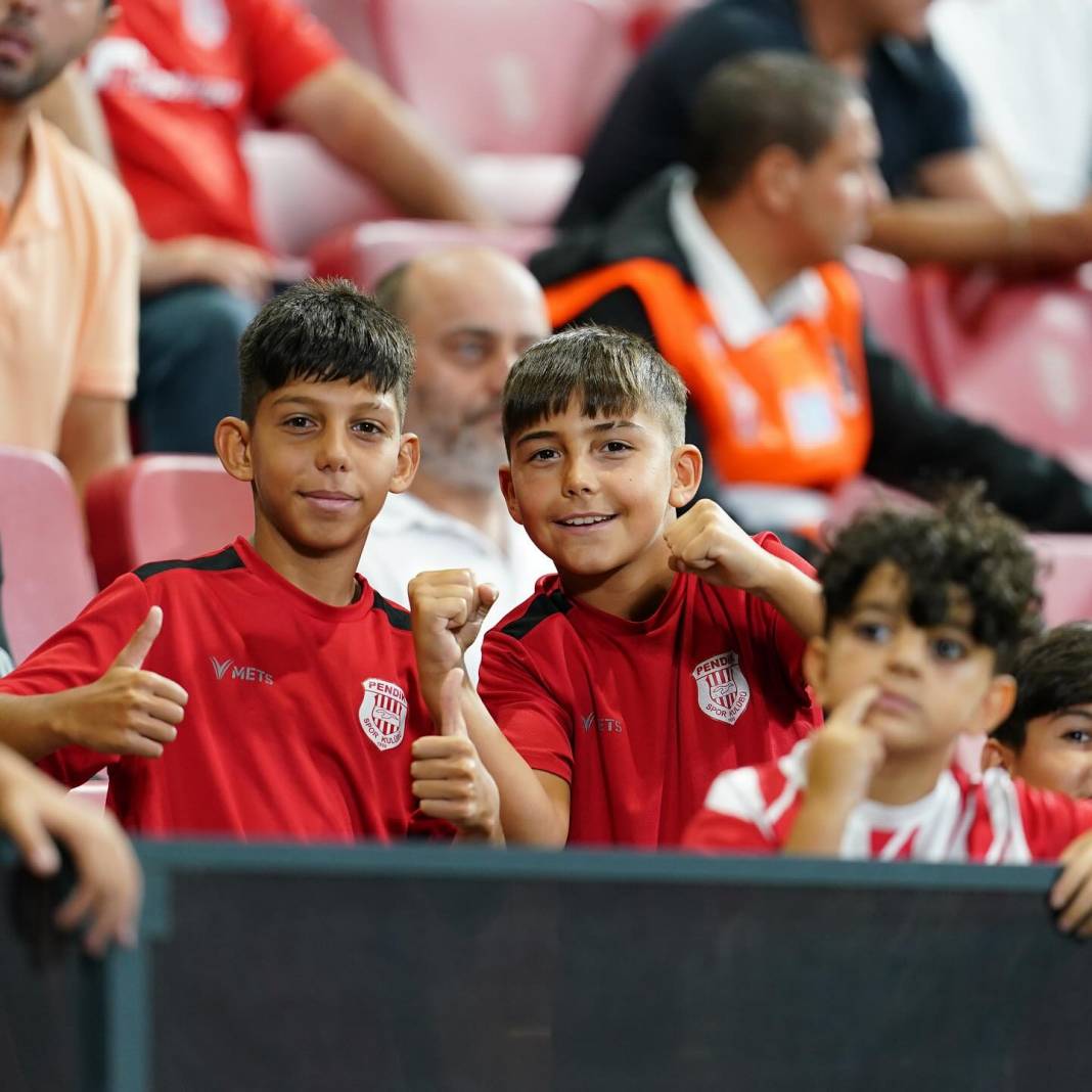 Pendikspor sezon başı iyi sinyal verdi: Trendyol 1. Lig 2. haftasında sahasında Bandırmaspor'u rahat geçti 8