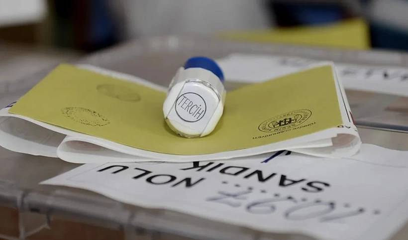 10 Büyükşehirde çarpıcı anket sonuçları! Bu gün seçim olsa oyunuzu hangi partiye verirdiniz? 1