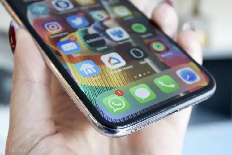 Telefonunuzda bu uygulama varsa hemen silin! Ekran görüntünüzü alıyor, parmak izinizi alıyor 7