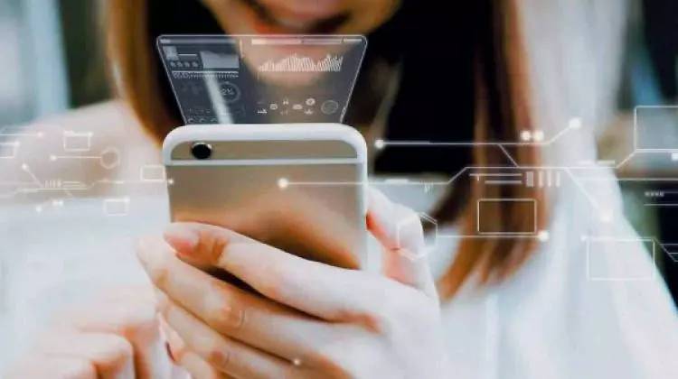 Telefonunuzda bu uygulama varsa hemen silin! Ekran görüntünüzü alıyor, parmak izinizi alıyor 5