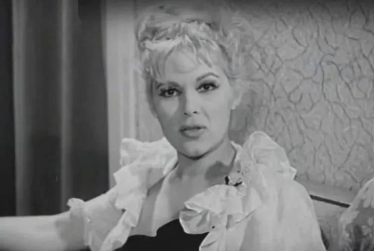 Türk sinemasına damga vurmuştu! Suzan Avcı'nın şimdiki halini görenler tanımakta güçlük çekiyor 2