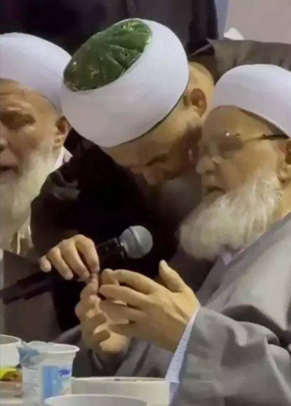 Cübbeli Ahmet hoca oğlu Ömer Faruk Ünlü'yü evlendirdi! Düğünden dikkat çek ayrıntı ve kareler 9