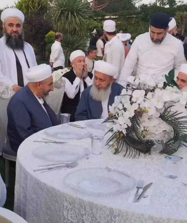 Cübbeli Ahmet hoca oğlu Ömer Faruk Ünlü'yü evlendirdi! Düğünden dikkat çek ayrıntı ve kareler 11