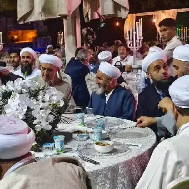 Cübbeli Ahmet hoca oğlu Ömer Faruk Ünlü'yü evlendirdi! Düğünden dikkat çek ayrıntı ve kareler 12