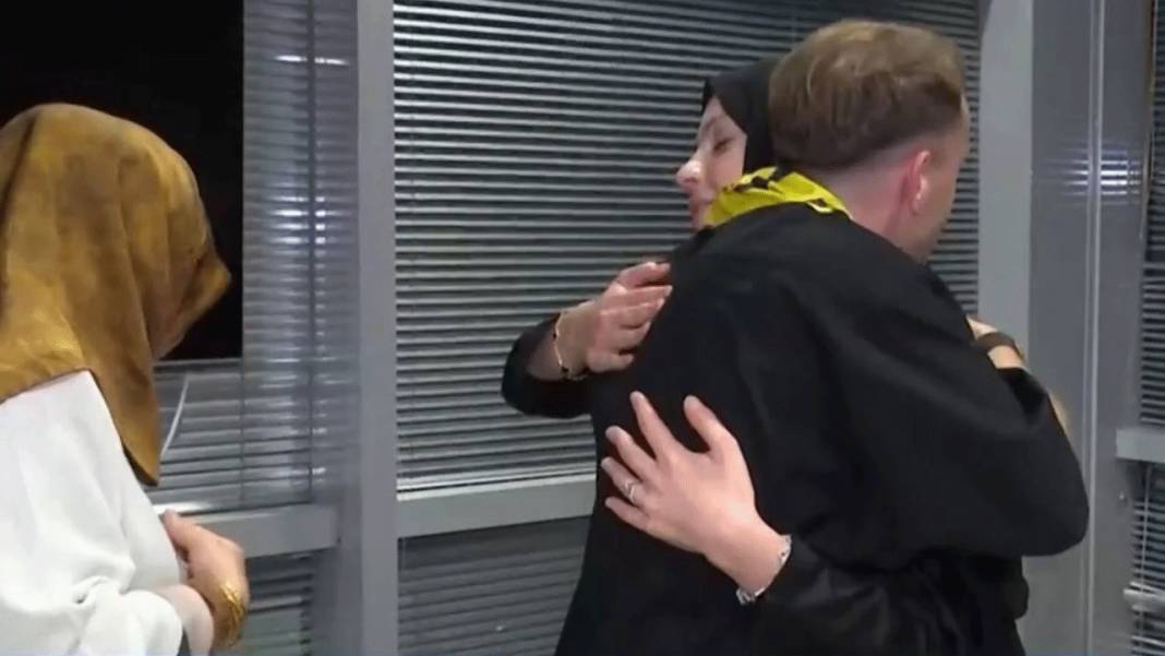 Kerem Aktürkoğlu eşine yapılan çirkin ve seviyesiz yorumlara isyan etti! Maddi ve manevi tazminat davası açıyor 8