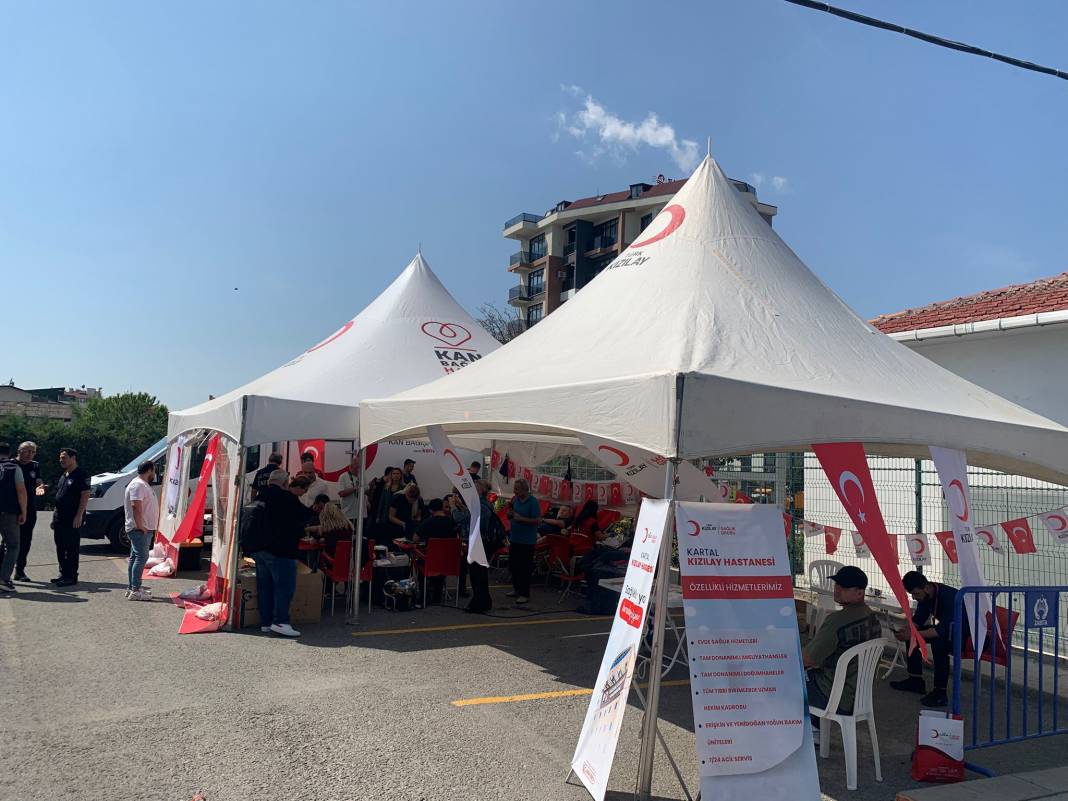 Pendik'te örnek davranış! İlçe kolluk kuvvetleri Kızılay'a kan bağışında bulundu 6