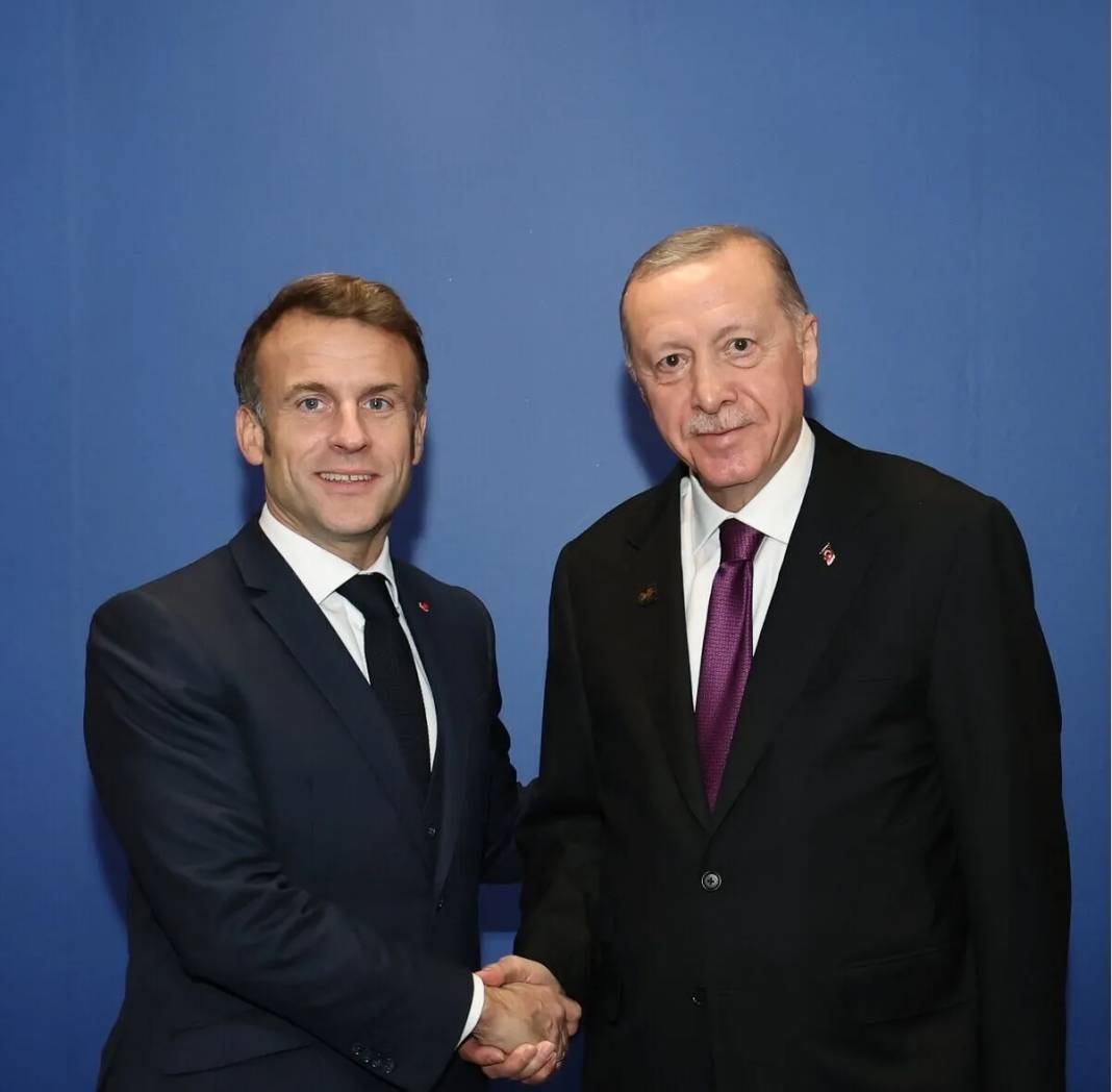 Erdoğan Macron'a esprili laf soktu: "İyi olduğu da oluyormuş" 7
