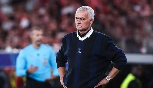 Benfica'ya imza atan Mourinho'dan Fenerbahçe için şok sözler: Fenerbahçe hataydı, kendi seviyeme geri döndüm 7