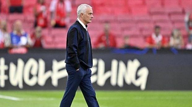 Benfica'ya imza atan Mourinho'dan Fenerbahçe için şok sözler: Fenerbahçe hataydı, kendi seviyeme geri döndüm 3