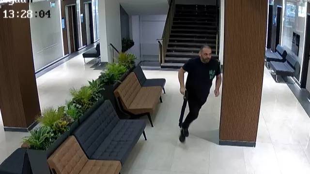 Eser Karaca cinayetinin görüntüleri kare kare ortaya çıktı: Hastanede acımasız infaz! 6