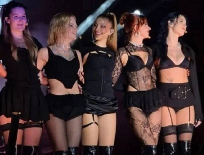 Teşhircilik suçlamasıyla haklarında soruşturma açılmıştı! Manifest ve kurucusundan şaşkınlık veren hareket! 3