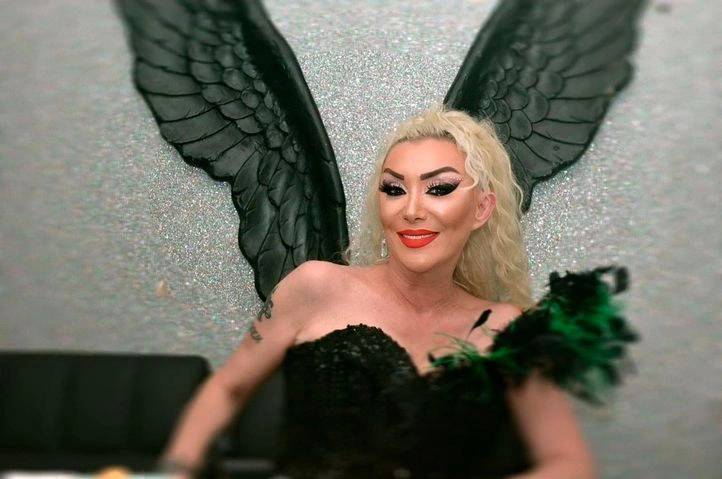 Oğlu acı haberi duyurdu! Şarkıcı Güllü hayatını kaybetti! Güllü (Gül Tut) kimdir, neden öldü, intihar mı etti? 12