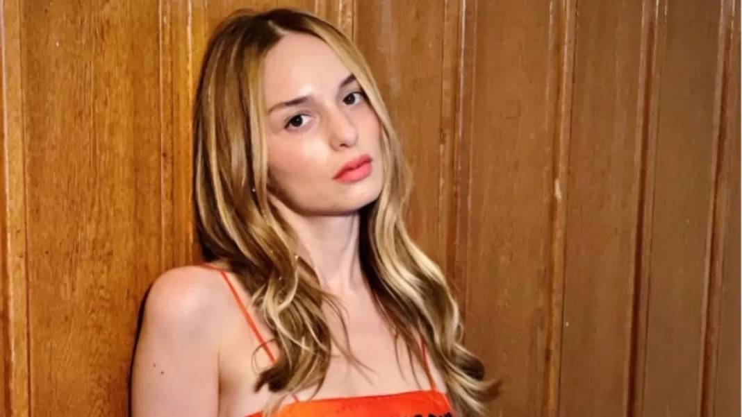 Nilperi Şahinkaya'dan gelen kötü haber sevenlerini üzdü: Nilperi Şahinkaya intihar mı etti? İşte eski sevgilisinden ilk açıklama! 6